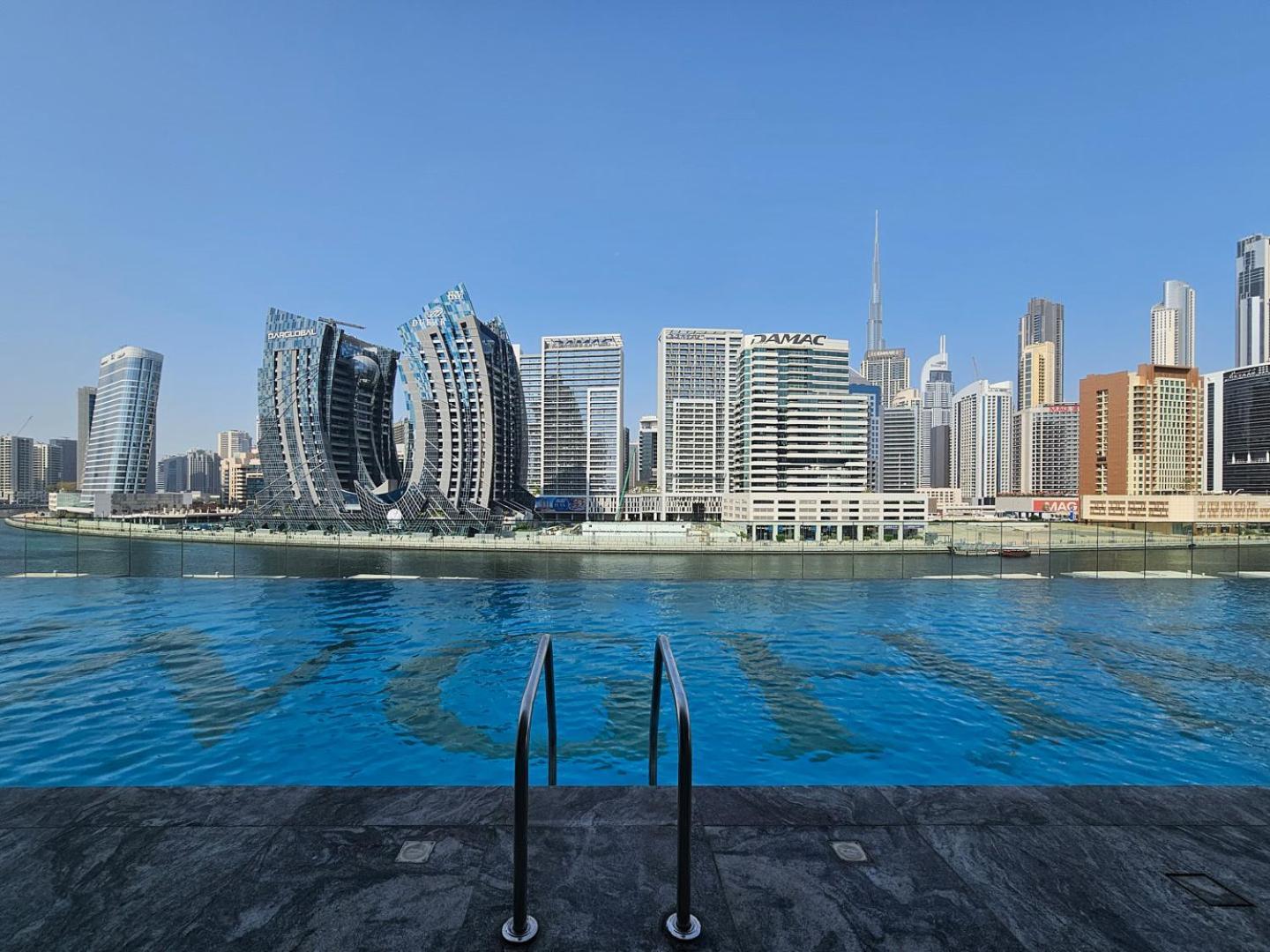 Business Bay Binghatti Canal With Terrace * Dubai