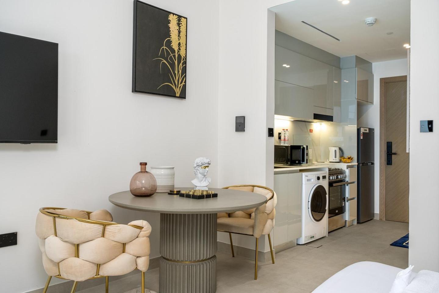 Business Bay Binghatti Canal With Terrace Apartment Dubai