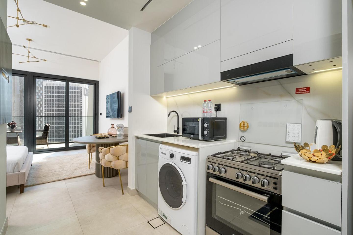 Business Bay Binghatti Canal With Terrace * Dubai